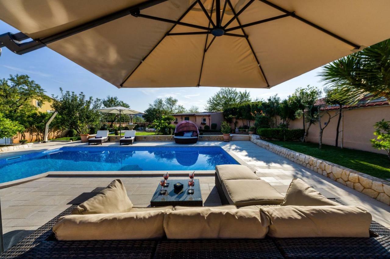 Navis Luxury Villa Vodice Buitenkant foto