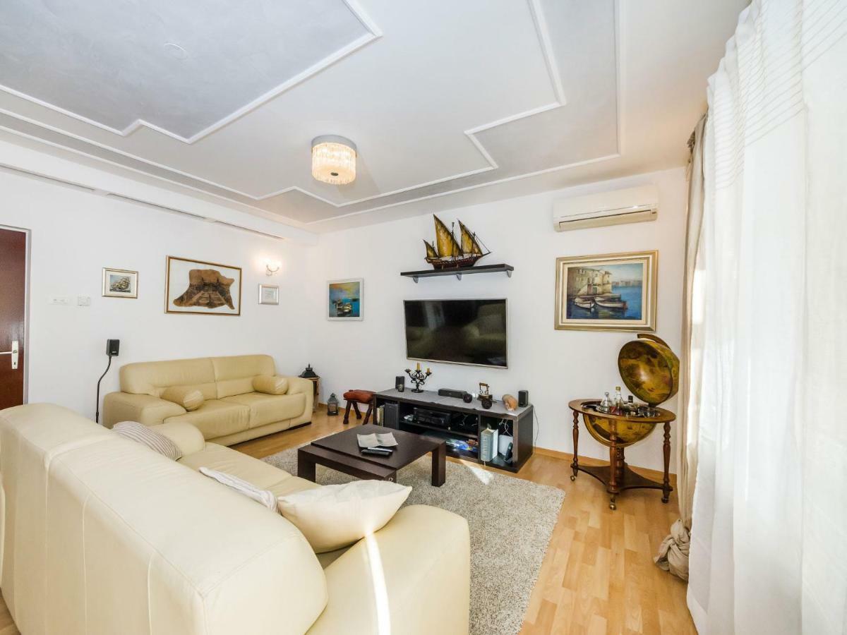 Navis Luxury Villa Vodice Buitenkant foto