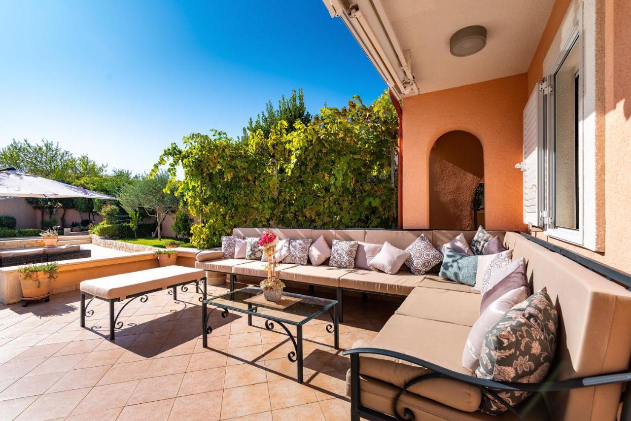 Navis Luxury Villa Vodice Buitenkant foto